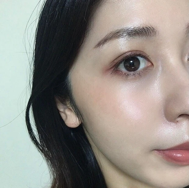 RMKの新作アイシャドウ！これだけでおしゃれな秋のアイメイク完成♪
「ローズウッドデイドリーム 4アイズ」_3_2