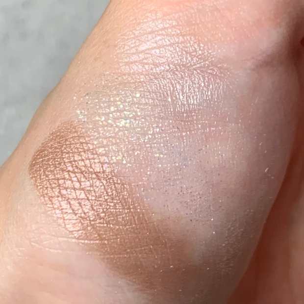 キラーアイトリオ BR-1 無垢なまなざし スウォッチ