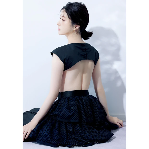 松本若菜さんインタビュー。10年前の自分とマキア読者に今伝えたいこと