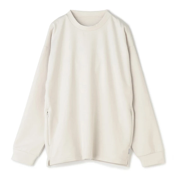 マキア　山本舞香　美活　AOKI　リカバリーウェア　プルスウェット オフホワイト