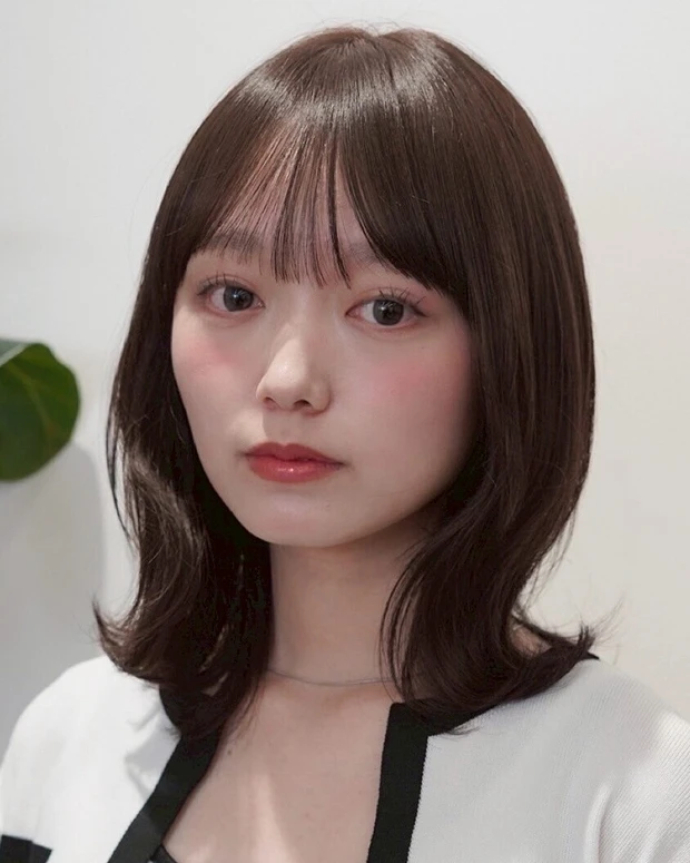 顔タイプ クールカジュアルに似合う髪型 前髪あり ボブヘアのヨシンモリ