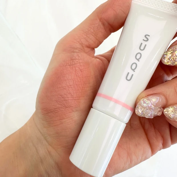 限定】SUQQU クリスマスコフレ2025「光飾」｜光をまとう洗練のツヤ