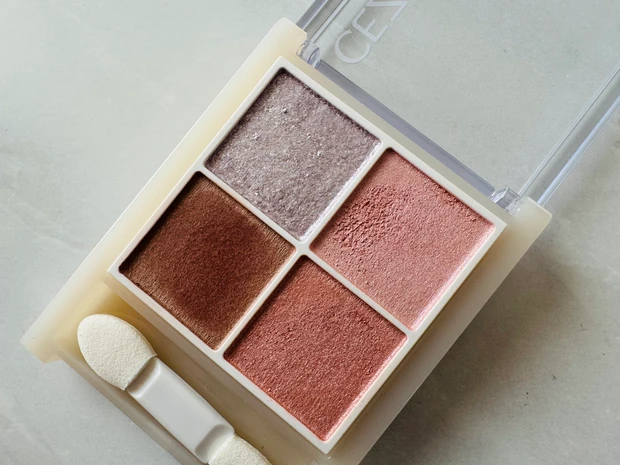 セザンヌのペールトーンアイシャドウ 02 シェリーピンク