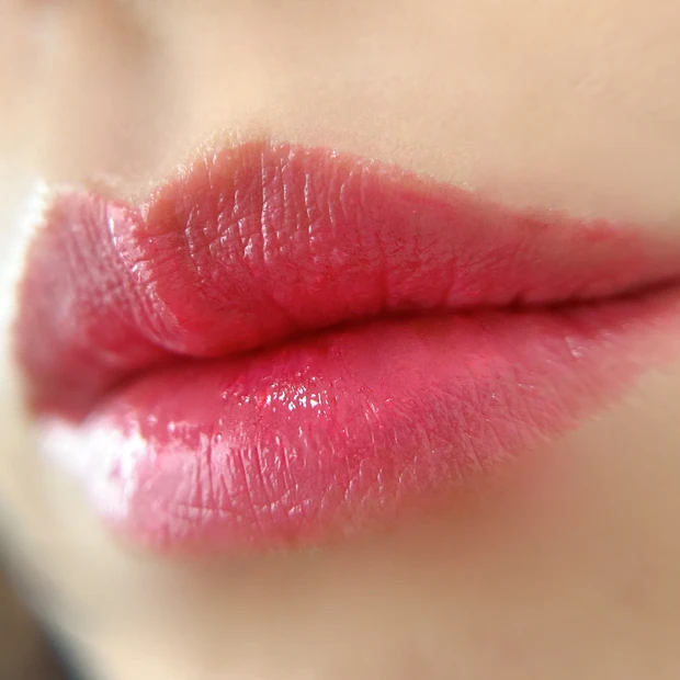 ラブシャインリップスティック163 スウォッチ