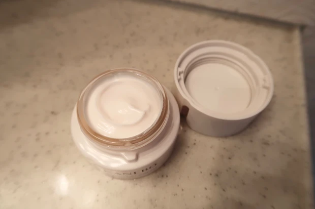 【デイクリーム＆ナイトクリーム】KANEBO フレッシュ デイ クリーム、FAMMUE ローズウォータースリーピングマスク_3_1