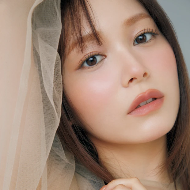 秋のチークは「低めに薄く」で一気に洒落る！ H&M笹本さんがレクチャー