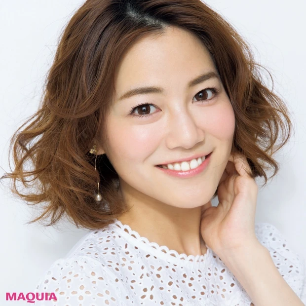 オバ顔の象徴、ほうれい線が目立たなくなる！プロのカモフラージュ技5連発！