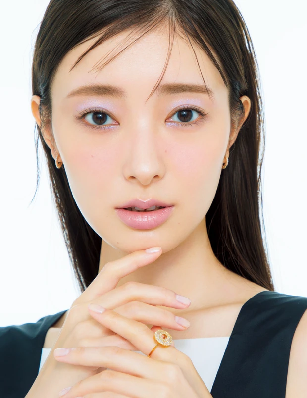 林 由香里が教える“美肌印象狙い”の春色アイレシピ PhotoGallery_1_1