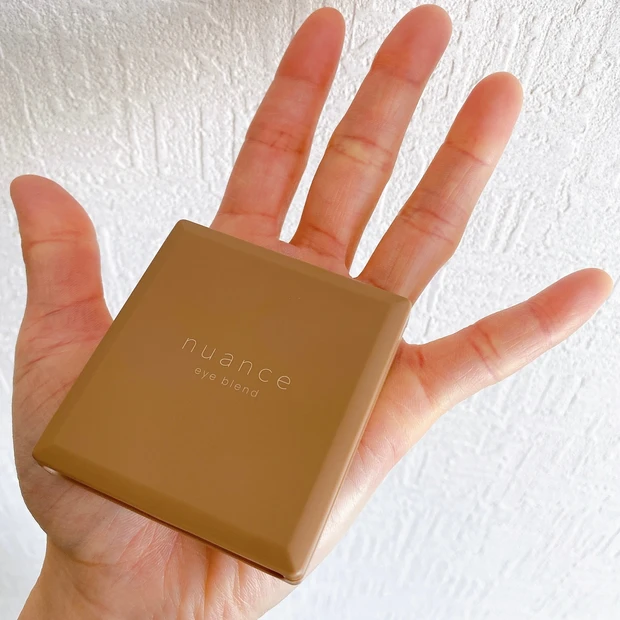ブルベの私の肌にも馴染むオレンジアイシャドウに出会えました♡水越みさとちゃんプロデュース【限定】アイシャドウ【nuance eye blend】_3