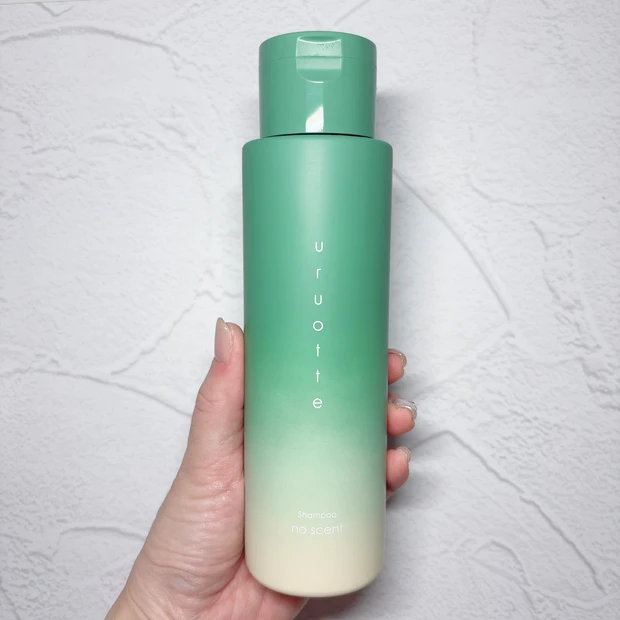 石原さとみが愛用する「ウルオッテ　ナチュラルシャンプー 無香料」の販売店はハンズやコスメキッチンが中心