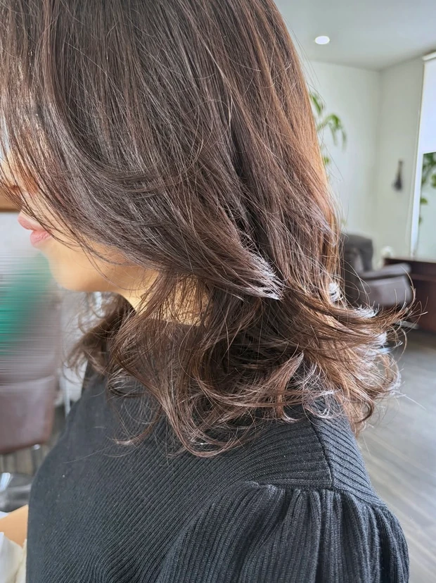 夏も涼しく、エレガントに♡ツヤある『コテ巻きパーマ』コンプリ2STEP!!!_3