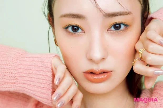 暖色×寒色のメリハリオレンジメイク