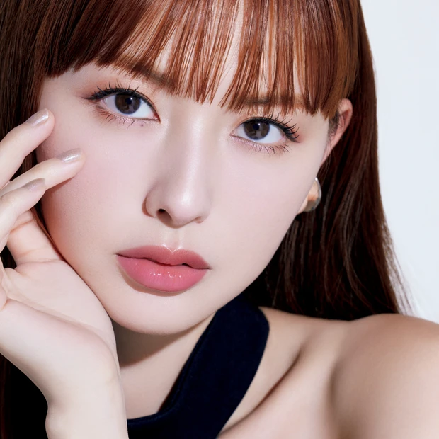 【鈴木えみさんのアプリ級美肌】本人レクチャーで実現！肉眼で見ても圧倒される美肌はこう作る