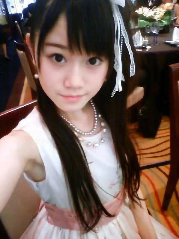 マキア 声優・小倉唯の#ゆいびゅーてぃ 中学生 姉の結婚式