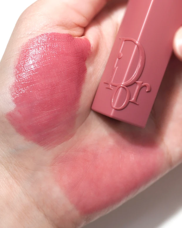 本日発売!Diorの新作リップティントレビュー!前との違いは?色持ちは?定番ピンクとなじみローズの2色を紹介_2_1