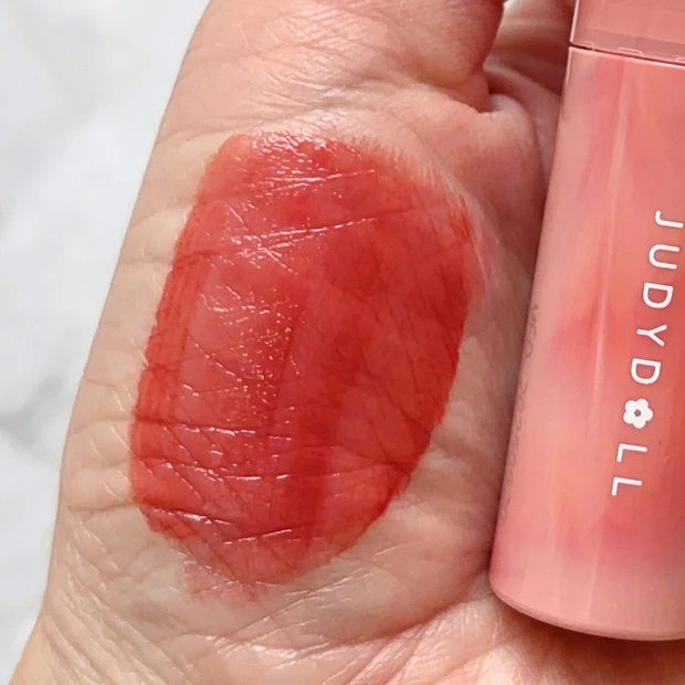 【ファミリーマート限定】ジュディードールのミニコスメ「ミニメリハリマスターパレット」「ミニちゅるティントリップ」をレビュー_21_1