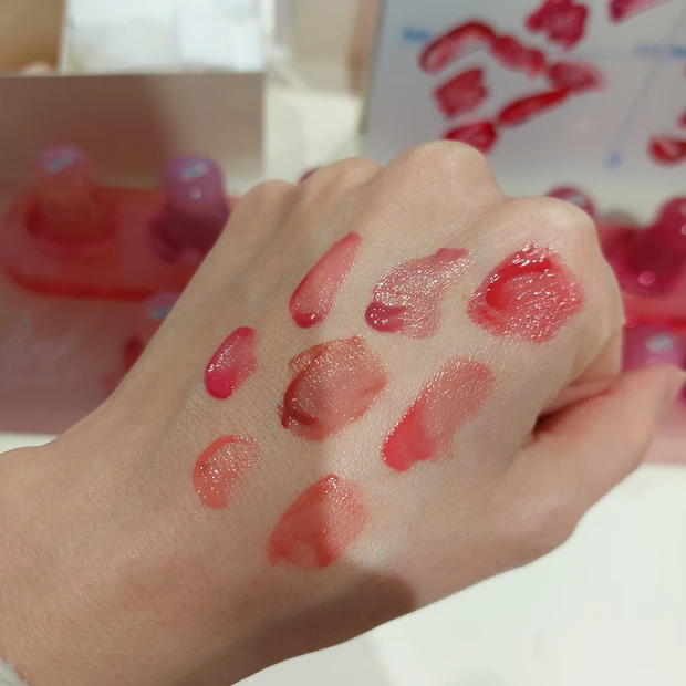 フィー ピンクオブセッションステイフィットティント