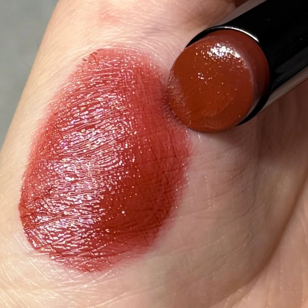 Visee（ヴィセ）RD450 金魚の恥じらい 手元スウォッチ