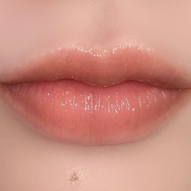 水蜜桃メイク すいみつとう バズりメイク