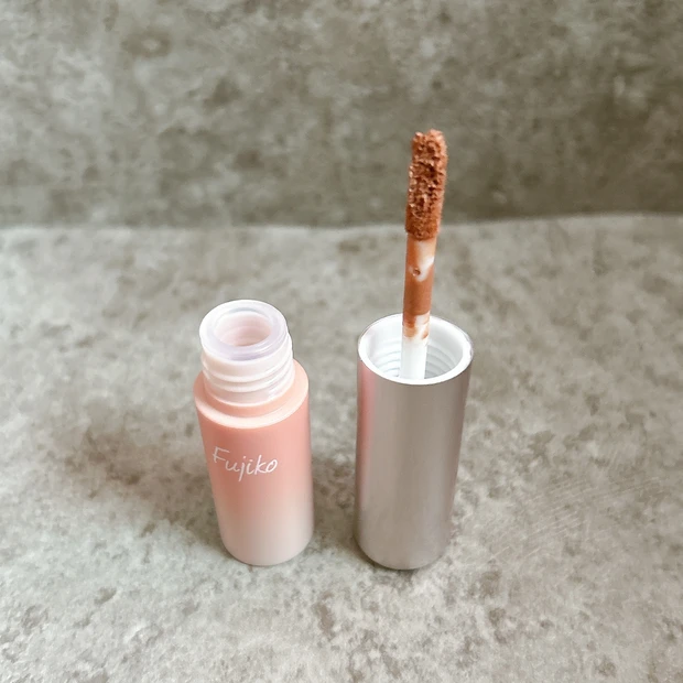 フジコ オートマチックアイシャドウ01 スウォッチ