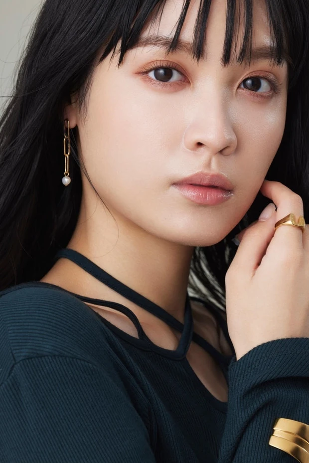 アイデザイナー 07を使ったおすすめのメイク_二重メイク