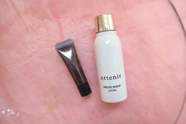 アテニア  ​スキンクリア クレンズ オイル を公式HPで購入したらついてくる物