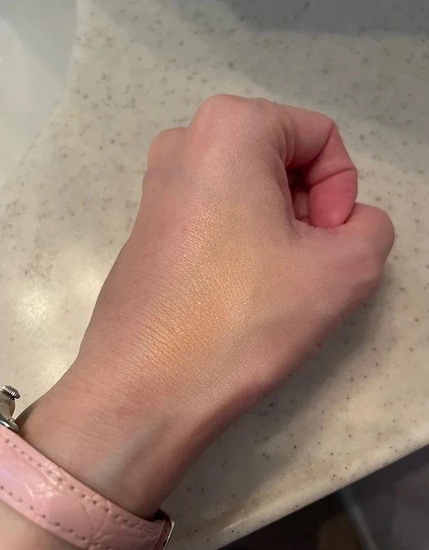 「マスク フィット オールカバー クッション」 スウォッチ