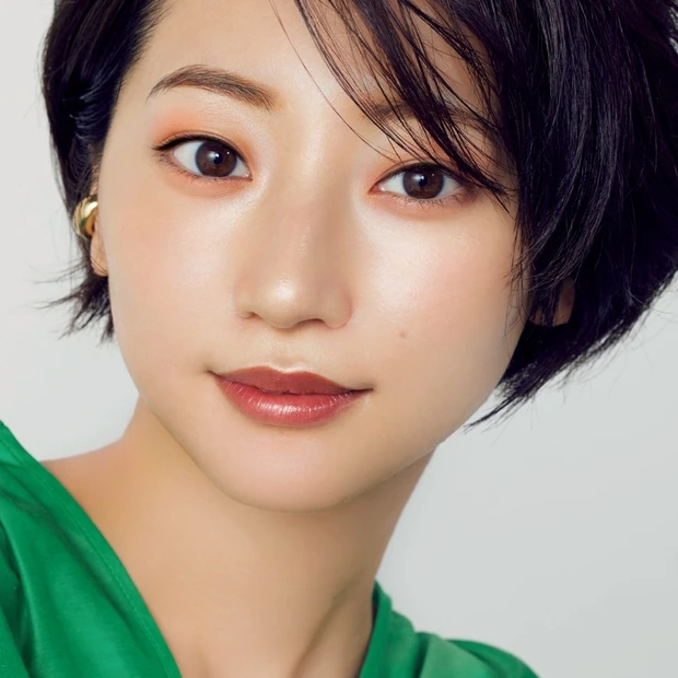 武田玲奈さんがトライ！ 河北メイクでオレンジメイクを大人っぽく