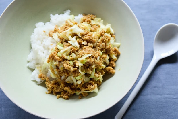 酢キャベツ レシピ 酢キャベツでさっぱりレンチンキーマカレー