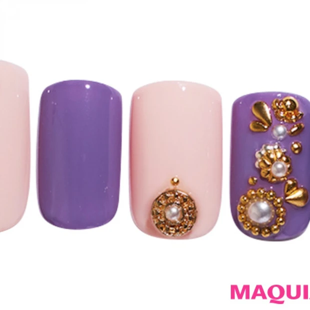 シンプル＆ゴージャスなメリハリバランスが絶妙な「くすみパープル」ネイル