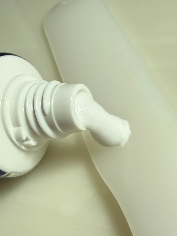 炭酸使った歯磨き粉はシュワシュワするの？『ピュオーラ　炭酸ハミガキ』炭酸美容がマウスケアに_3_1