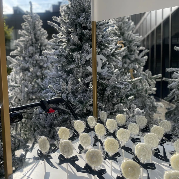 シャネル　ホリデー　イベント