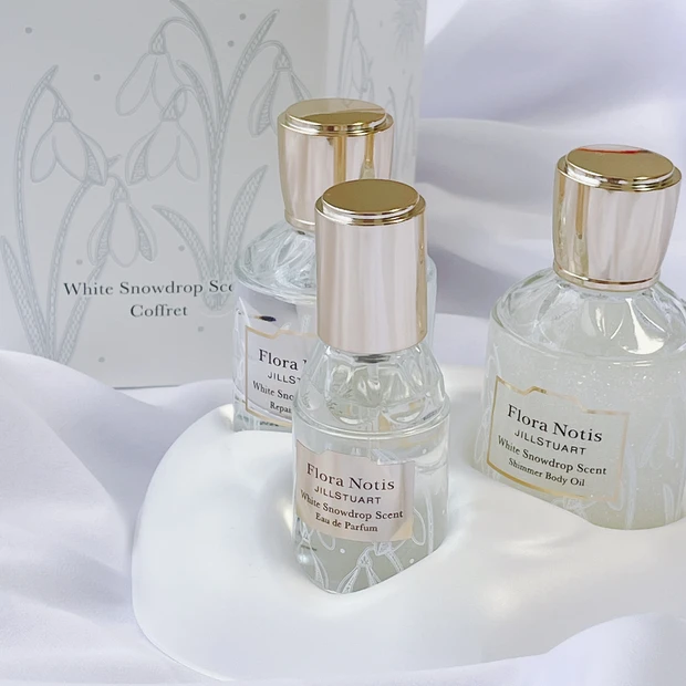 破格の¥8,140！【フローラノーティスジルスチュアート スノードロップコフレ】クリスマスならではの華やかさ☆クリスマスコフレ2022_5