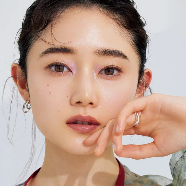 アイカラー×アイライナー×マスカラ。北原 果式・この春ベストな色合わせ