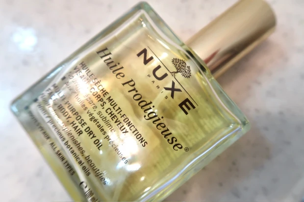 NUXE  プロディジュー オイルのロゴ