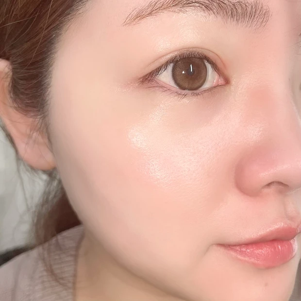 CHANEL シャネル ル ブラン ラ バーズ レジェール 仕上がり