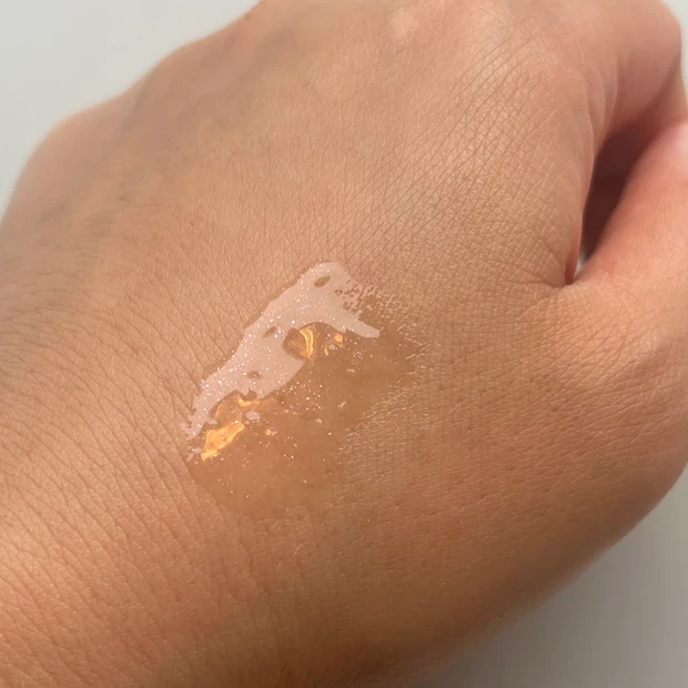 【ファミマ コスメ】BBIA ローグロスミニ 01 クリスタル・ロー スウォッチ