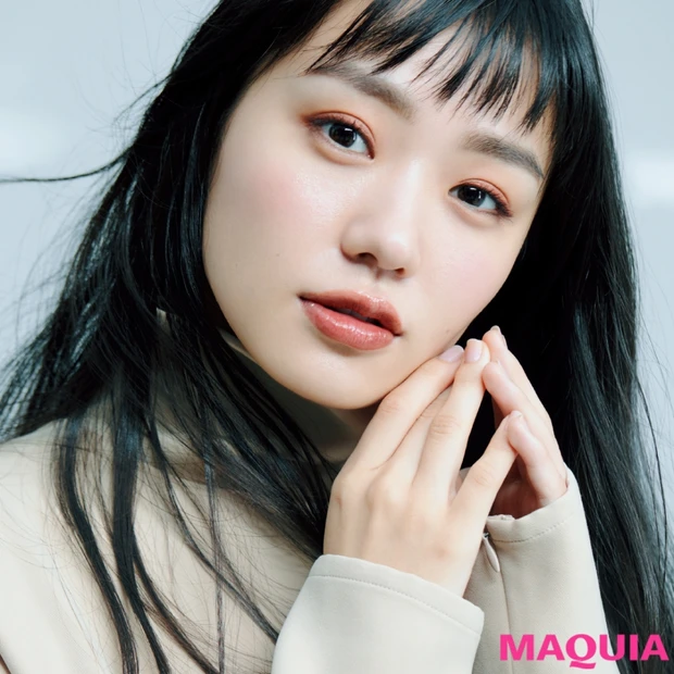 女優・奈緒さんがベスコス受賞メイクで変身! 色気と癒しを両立したテラコッ…