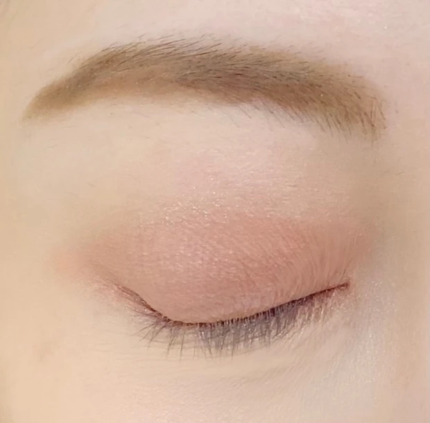 【2021夏コスメ】6月16日発売『エトヴォス』限定アイシャドウ。大人の抜け感モーヴピーチで美しい目元に。_8_1