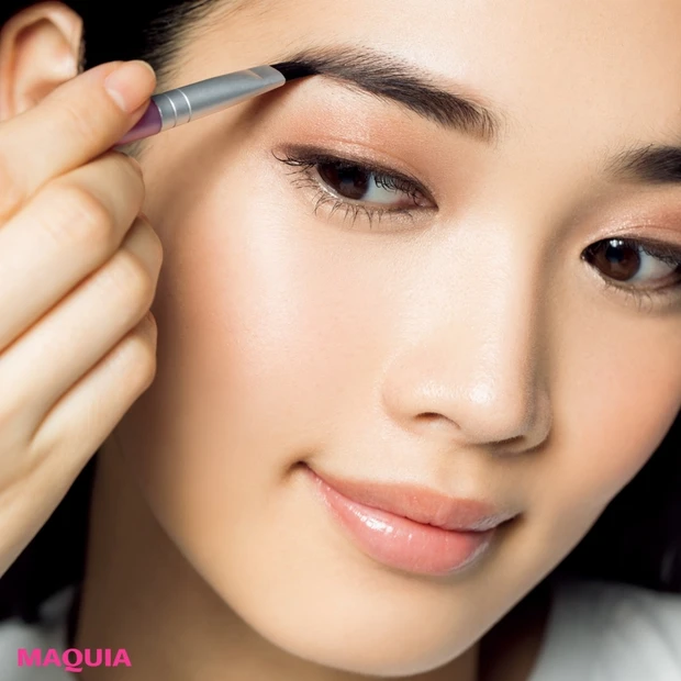 【マキア4月号特別付録】眉&アイメイク上達ブラシセットで、目元の仕上がり…