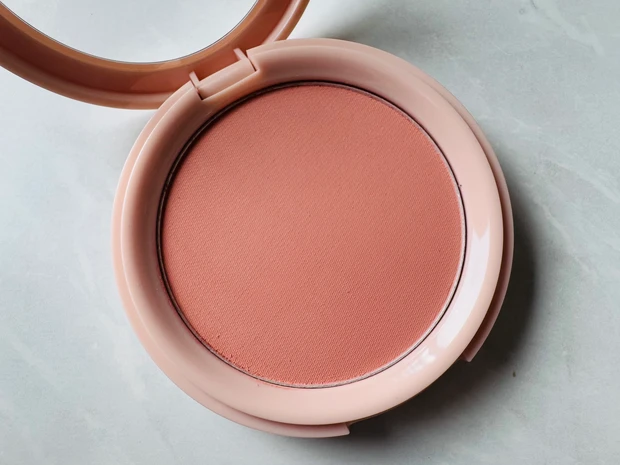 アピューのジューシーパンメレンゲチーク CR02 グアバメレンゲ