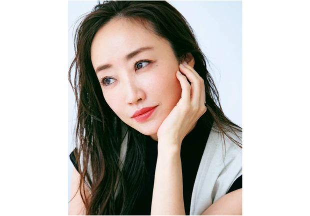 ワンマイル眉はあえての ラフ描きで眉尻を太めに