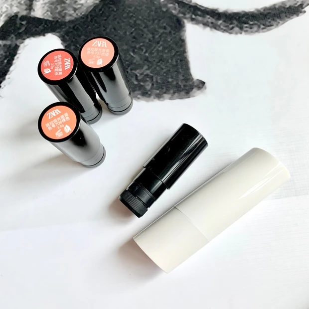 ZARA　コスメ　ZARABEAUTY　ザラビューティー