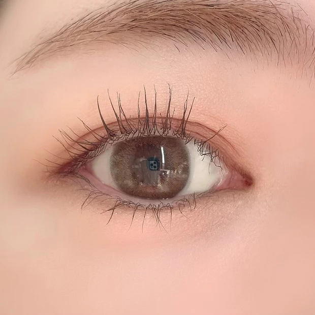 大人におすすめ　白湯メイク　アイメイク