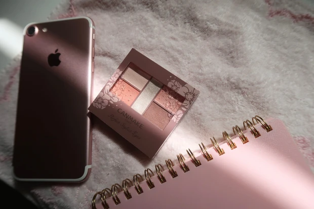 【イエベ肌にオススメ!捨て色なし、高見え可愛いアイシャドウパレット】CANMAKE_1_1