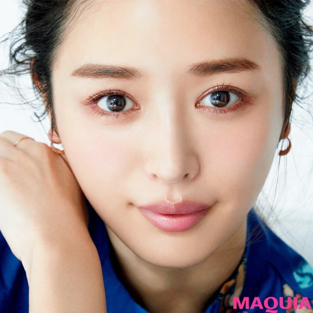 1100円で春顔に！ KATEのプチプラパレットでつくる色っぽアイメイク