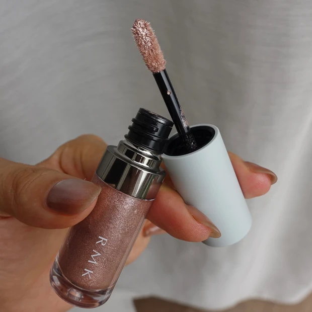 RMK リッド インプレッション リクイド アイシャドウ 06 ムーンリット マグノリアの写真