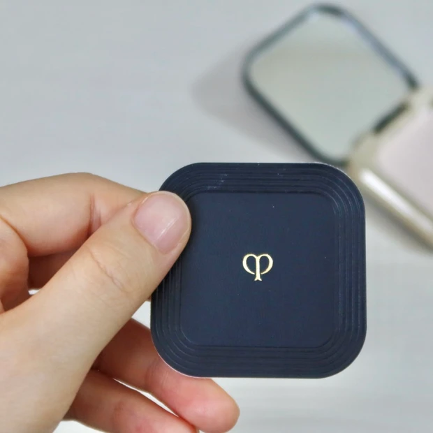 化粧持ちがいい！クレ・ド・ポー ボーテのプードルコンパクトエサンシエルｎ_2_1