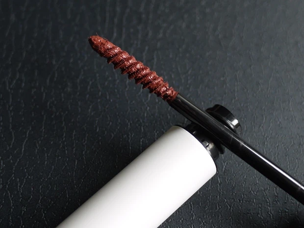 40代の目もとにもしっとり密着！エレガンス高発色2色シャドウが優秀！_5_1