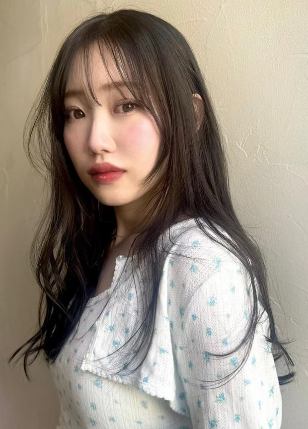 【グレージュ系】春におすすめの髪色・ヘアカラー オリーブグレージュ